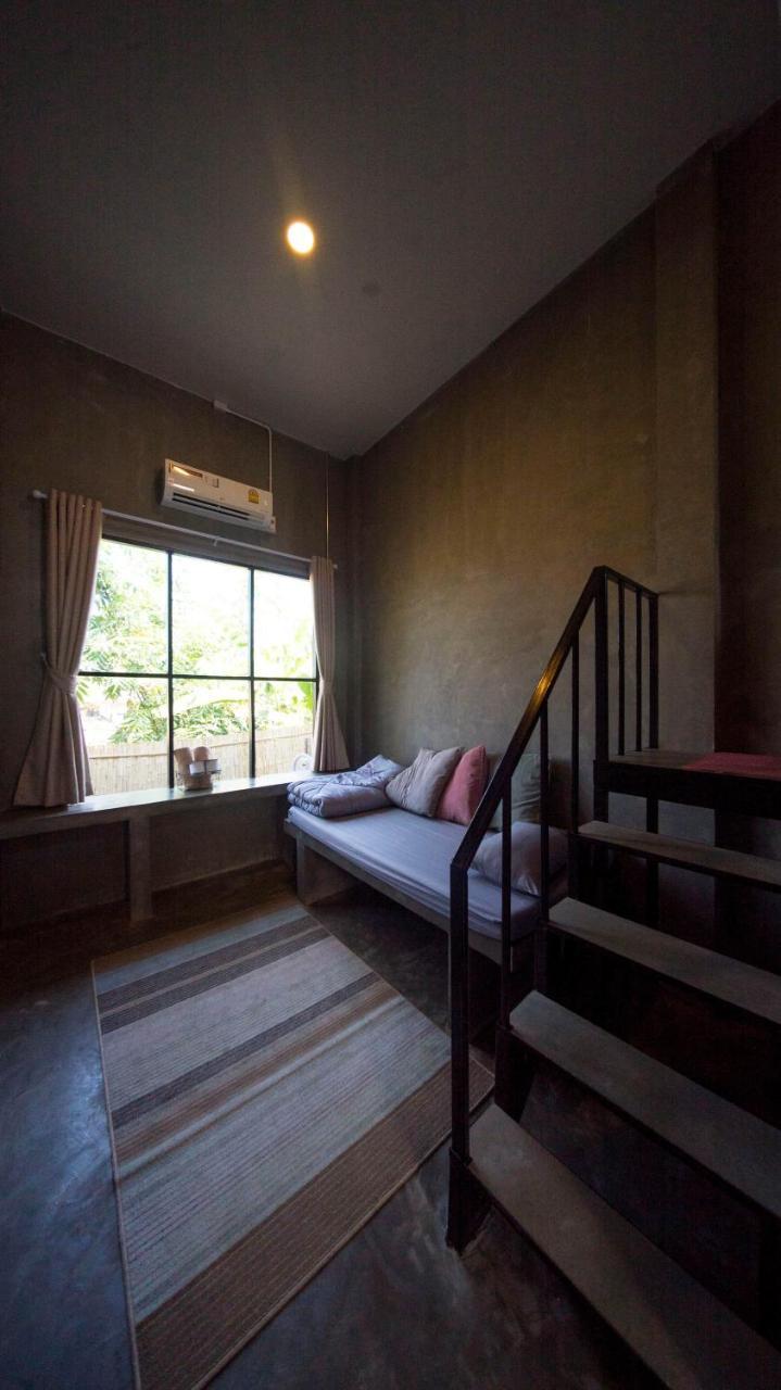 Common Grounds Pai Hostel Exterior photo